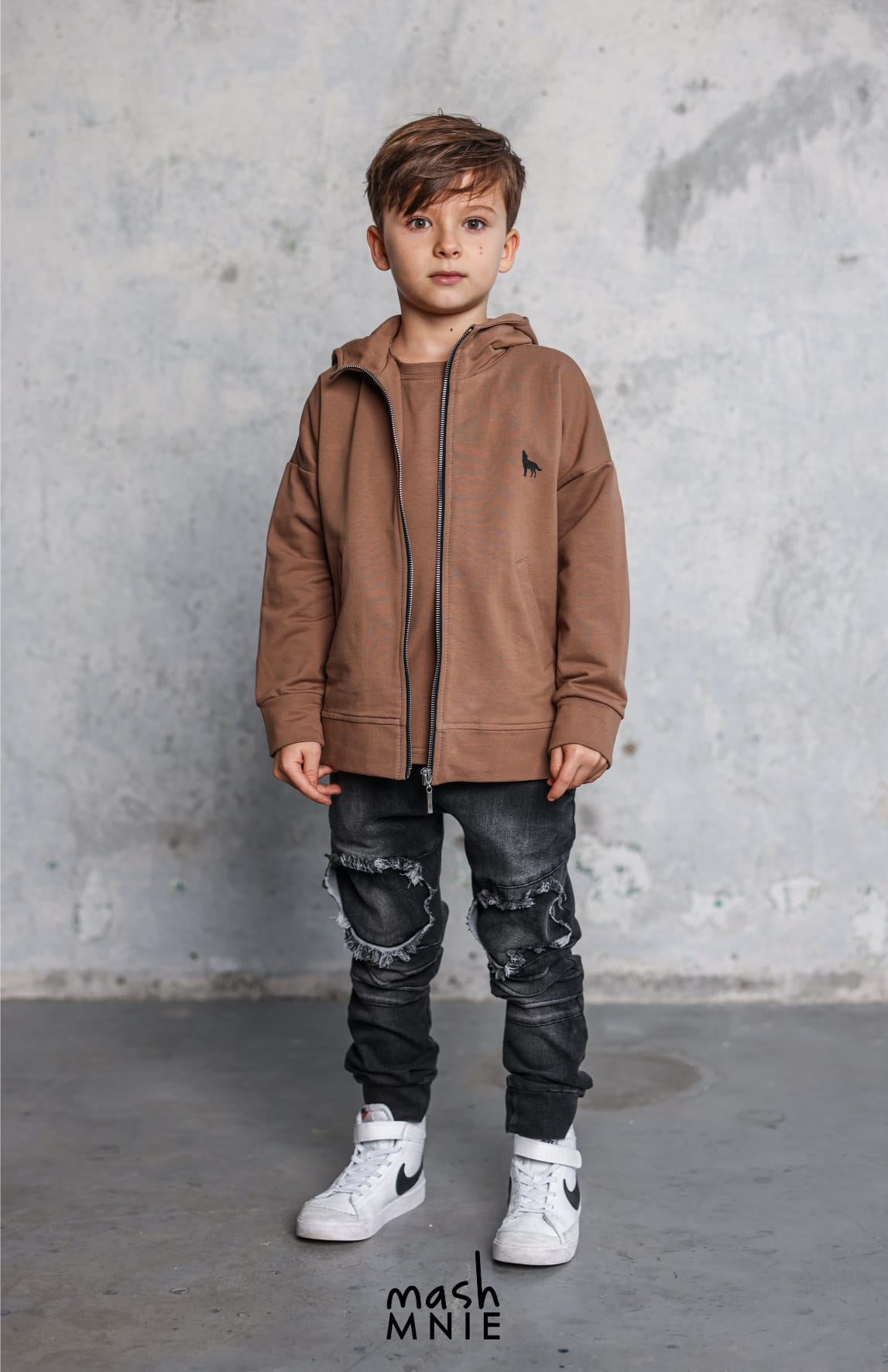 Produkt Mikina „wolf“ hnedá